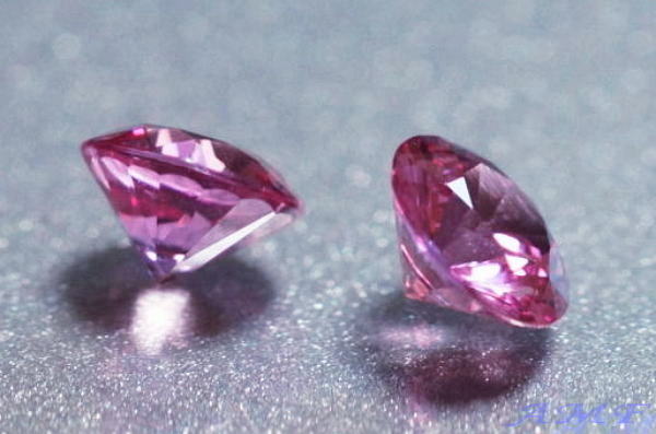 sNTt@CAEEhJbgEyA 0.99ct3